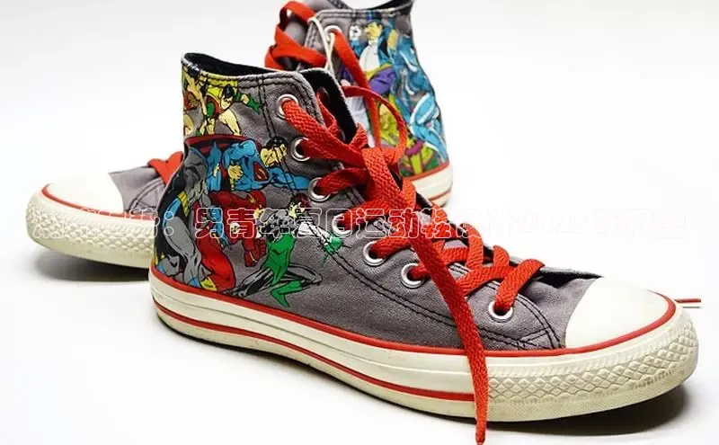 潮流趋势：男青年夏日运动鞋设计2025年展望